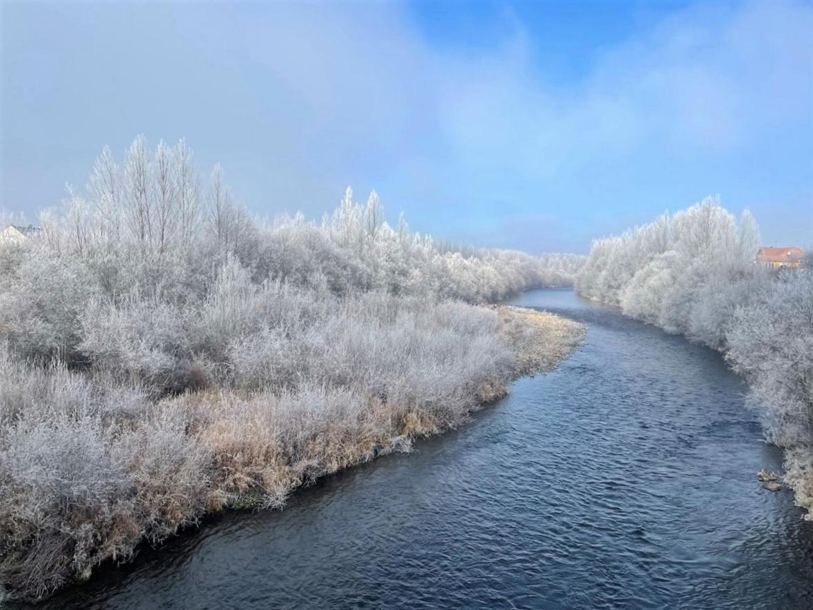 B&B Puente De Orbigo Оспіталь-де-Орбіґо Екстер'єр фото